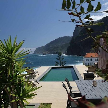 Вілла Casa Del Mar- Wonderfull Sea Views & Swimming Pool Понта-Делґада Екстер'єр фото