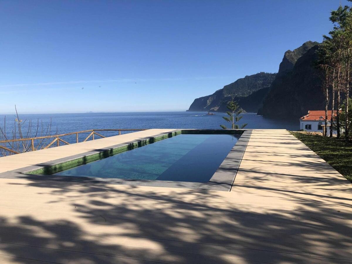 Вілла Casa Del Mar- Wonderfull Sea Views & Swimming Pool Понта-Делґада Екстер'єр фото