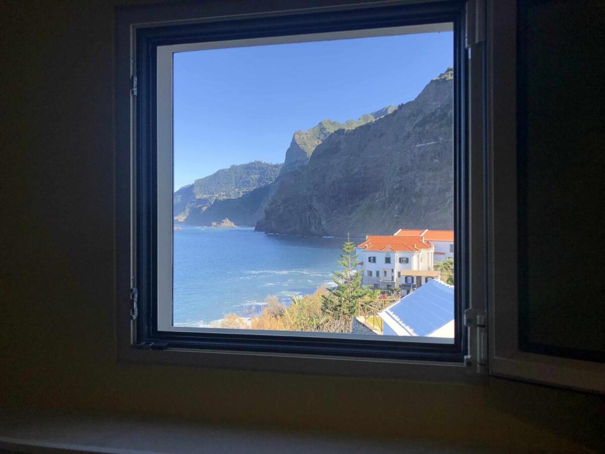 Вілла Casa Del Mar- Wonderfull Sea Views & Swimming Pool Понта-Делґада Екстер'єр фото