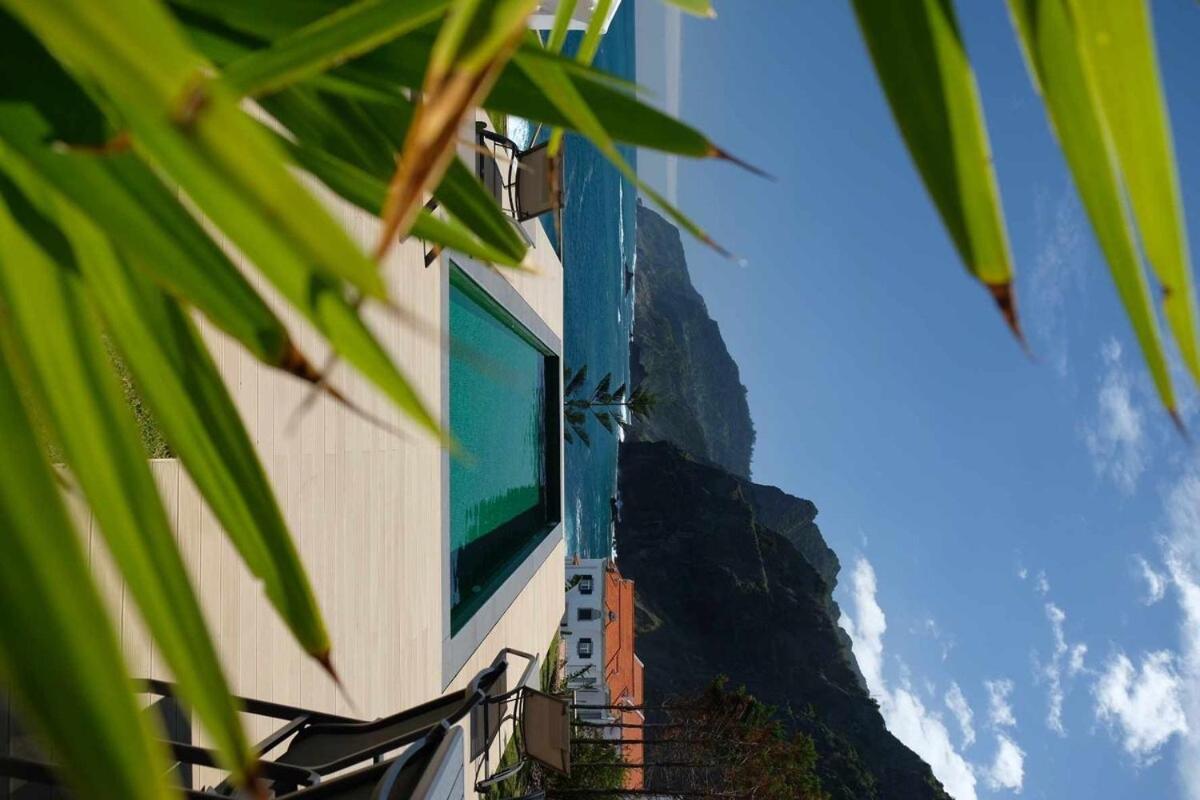 Вілла Casa Del Mar- Wonderfull Sea Views & Swimming Pool Понта-Делґада Екстер'єр фото